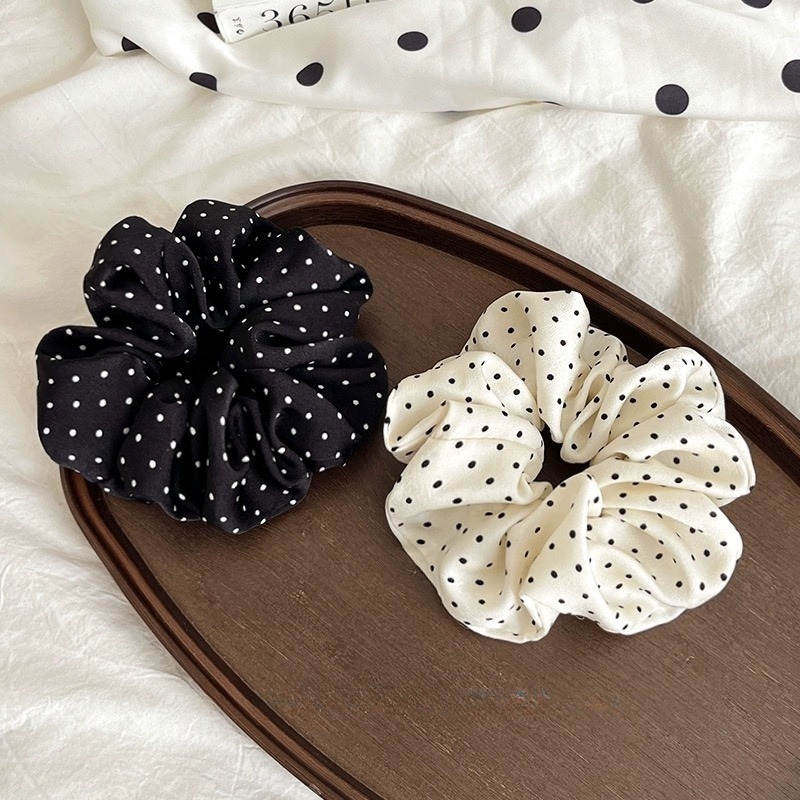 Набор из 2 элегантных резинок  – обзор и цена Scrunchie Satin Set