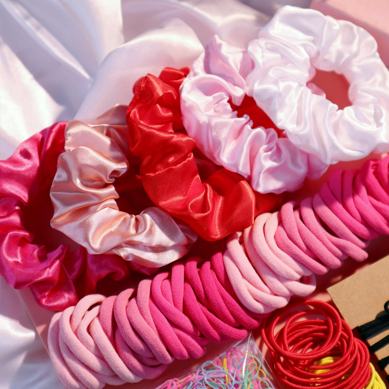 1 набор разноцветных аксессуар – обзор и цена Scrunchie Satin Set