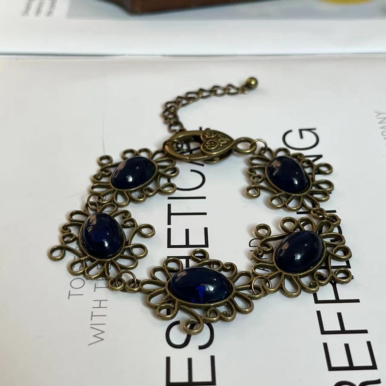 Историческая Королева Энн Боле – обзор и цена Women Accessories Bracelet